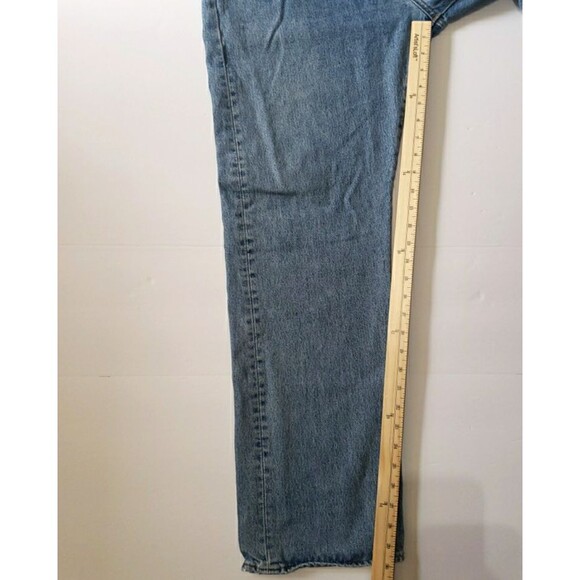 Levis 501 Jeans Mens 38x32 Blue Straight Original Button Fly Med Wash Denim - Picture 9 of 11